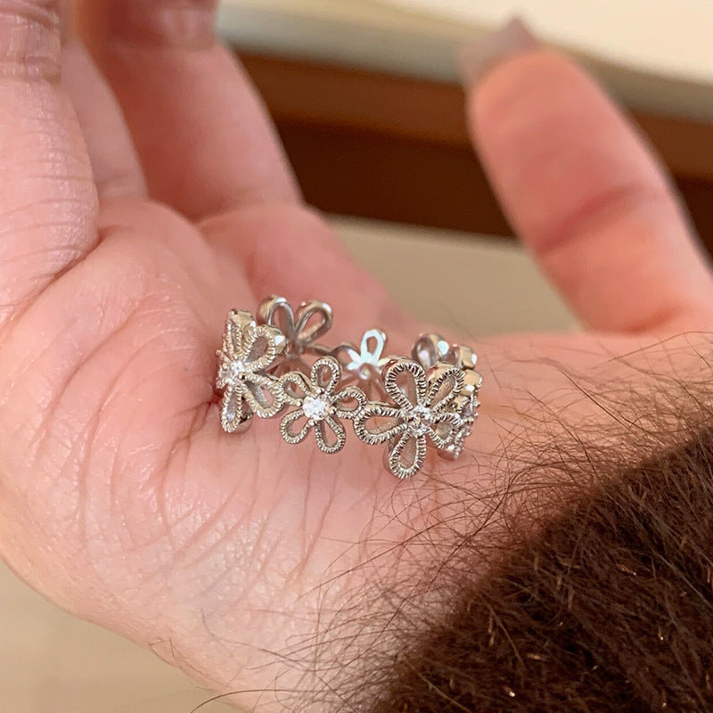 Niche Personality Unique Lace Hollow Flower Ring For Women