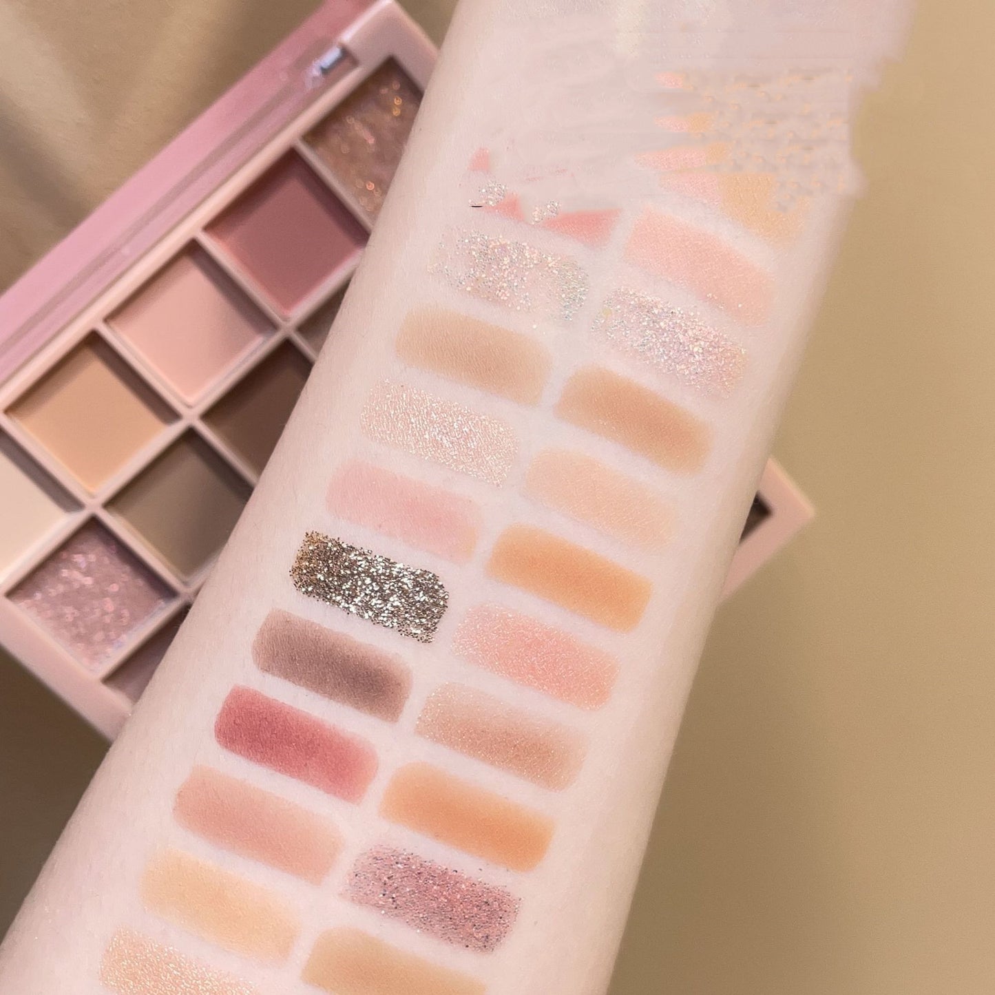 25 Colors Eye Shadow Plate XIAOYUMI New Products Shimmer Matte Earth Color Series Factory Spot Goods Pingjie Eye Shadow